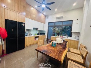 bán nhà p. lò đúc-q.hbt- nhà đẹp phân lô- 2 mặt thoáng trước sau- 74m2- 4 tầng- mt 4m- 21.5tỷ tl