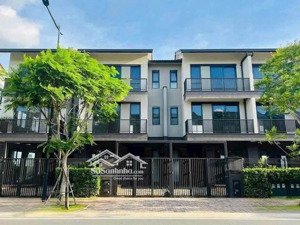 bán nhà phố vườn 1 trệt 2 lầu đã có sổ