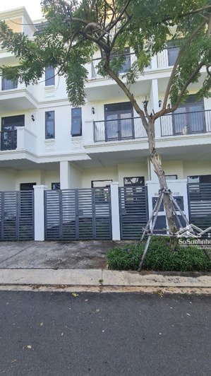 bán gấp căn nhà phố liền kề khu lavida vũng tàu giá tốt chỉ 6,1 tỷ ( bao hết thuế phí)