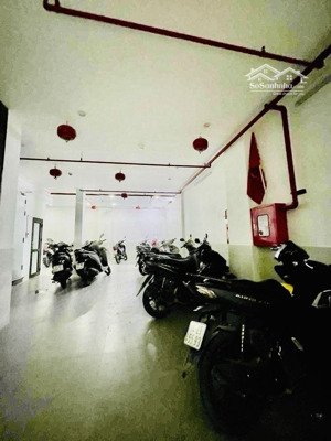 cần bán gấp tòa cc mini triều khúc, thanh xuân dt 99m2 7t 24p dòng tiền 150tr/tháng giá 19.5 tỷ