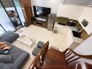 gấp ! nhà cầu giấy gần ô tô, ngõ ba gác, 2 thoáng, nội thất sang trọng, ở /kinh doanh, 3pn. 39mx5t