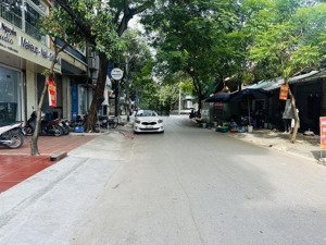 chính chủ cần bán gấp nhà lê trọng tấn thanh xuân. dt 68m 5t giá chào 18tỷ.