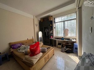 chung cư thang máy, chỉ 2.85 tỷ, 50m2, vị trí vip, view rất đẹp, lý thường kiệt ngay giáp quận 10