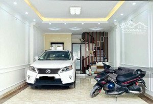 nhà đẹp phân lô ở ngay ! có gara ô tô rộng thoáng - 40m2- 5 tầng- mặt tiền rộng 5 mét - dân trí cao