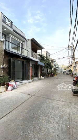 hẻm xe tải thông nhau mặt tiền sát tên lửa ngay hương lộ 2-nhỉnh 5 tỷ