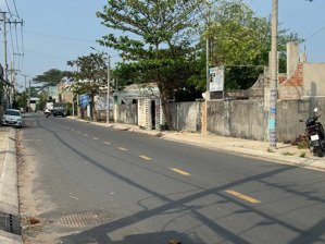 cần cho thuê đất full thổ cư đường nguyễn thị sáng. 1.450m2