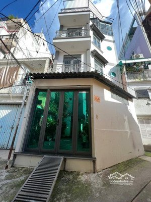 góc 2 mặt tiền hẻm thông nguyễn đình chiểu,cmt8 p,4 q,3 chỉ 7,8 tỷ tl dt:5,73 x 8 m vuông vức