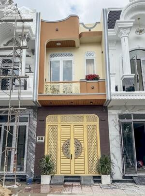 Nhà lầu xây mới hiện đại - Đậu được Ô Tô - Khu Dân Cư ngang bệnh viện Nhi Đồng