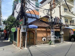 chính chủ gửi cho thuê nhà góc 2 mặt tiền 378/3 võ văn tần, p5, q3, 12x14m, 1 trệt, 