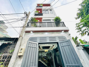 nhà phố 4m x 13m 4 tầng có nội thất hẻm 4.5m đường tân chánh hiệp 04 ngay kdc hiệp thành city