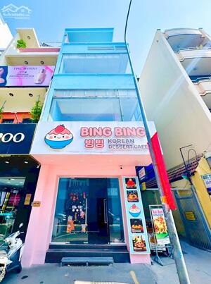 Cho Thuê Nhà GÓC 2MT: 222 Hai Bà Trưng - Quận 1 - 4.5x17m, 4 tầng