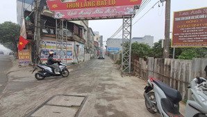 bán nhà tại làng bất lự, tiên du, bắc ninh, mặt trục chính ô tô thông,kinh doanh