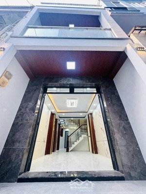 nhà mới 3 tầng, (3.5x13m), hẻm 43 dạ nam p2 q8