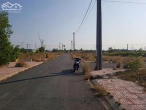 Nền góc 2 mt đường 146m2 kdc Tân Lân giá rẻ 1 tỏi 6