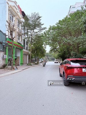 bán nhà pl lê văn lương thanh xuân - 210m2 - mt 9m ô tô vỉa hè kdvp view vườn hoa xây 10t thang máy