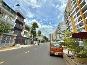 nhà 3 tầng - 110m2 - ngang 5m sát phố đêm man thiện - chỉ 12.5 tỷ - khu ở & đầu tư cực tốt