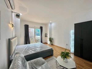 cho thuê phòng full nội thất, cửa sổ lớn, tách bếp ngay tại phùng văn cung gần q3, q1, cv phú nhuận