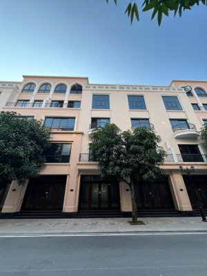 chủ bán gấp lk hải âu 65mgiá 9,2 tỷ | ocean park 2 giá tốt trong khu mua là thắng. 