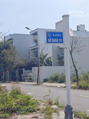 ngay đảo kim cương, 105m2, mặt tiền bờ quan 10 giá tốt 7.4 tỷ ngũ hành sơn.