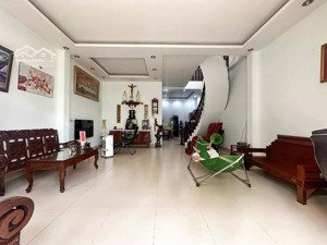 bán nhà hẻm 8m 769/ cách mạng tháng 8, phường 6, tân bình (4*17) trục cmt8