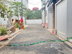 cần tiền kinh doanh nhà hàng chủ cần bán dt 133m2. mt 10m tặng ngay 2 tầng ở ngay đón tết