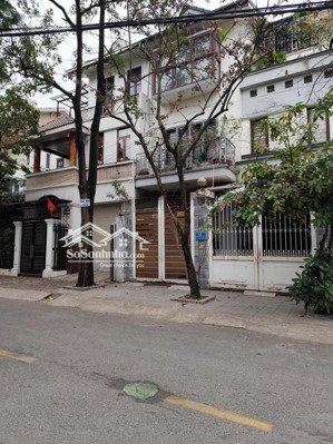 chính chủ gửi bán biệt thự sài đồng, diện tích 160m2,mặt tiền 10m,nhà xây 4 tầng,nhà đẹp, giá 42 tỷ