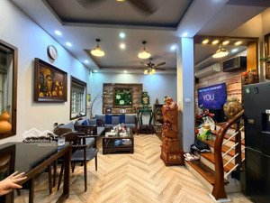 ô tô đỗ cửa phố minh khai, nhà mới, tặng full nội thất xịn,thang máy nhập, ngõ nông thông51m*6t.