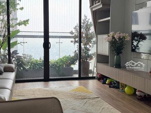 tôi cần bán căn 2pn 78m tòa the legend ,full nt ,giá 7,9 tỷ.lh 