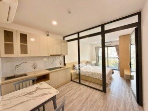 cho thuê chdv 40m2 full nội thất ban công ở đường nguyễn văn đậu q.bình thạnh gần phan đăng lưu