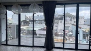 bán nhà hẻm xe hơi, sư vạn hạnh, vườn lài. 7m x 14m. 5 tầng, thang máy. giá 32 tỷ thương lượng