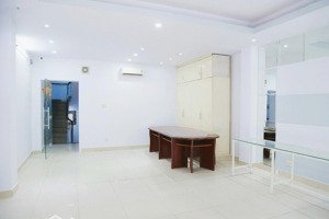 hẻm 6m trần quang diệu q3, dt 6x13m, trệt 2 lầu, ngay phố thời trang