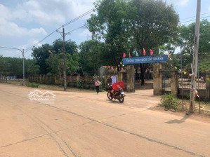 cần bán 5 lô đất giá rẻ sau lưng trường thcs lộc khánh giá chỉ 350 triệu, chính chủ uy tín