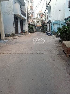 dòng tiền 40tr/tháng. 15 căn hộ dịch vụ 90m2 - 4 tầng luôn full phòng. ngay hl2 bình tân
8 tỷ x nhỏ