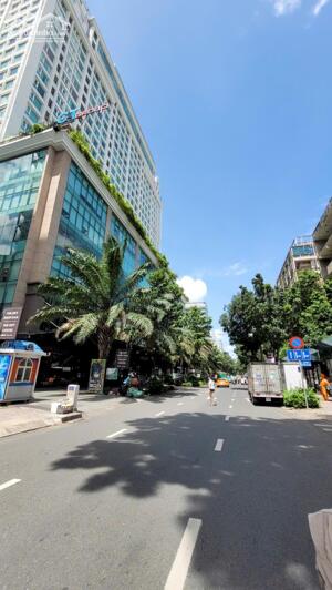 Góc 2MT Trương Đinh,P.7,Q.3 - 21x42m(CN: 818m2)CT: 2 Hầm + 8 Tầng - Gía: 580 tỷ