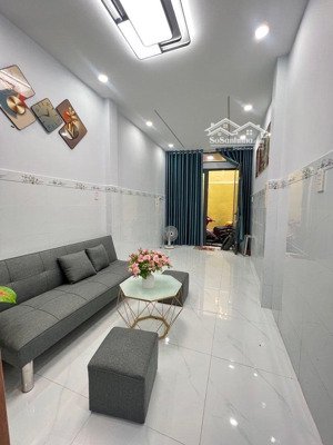 nhà mới, ko lg qh - cách mạng tháng 8 - 33m2, 2tầng - 4.15tỷ