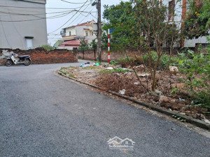 bán gấp lô góc ô tô vào tận đất bát tràng, giá chỉ 5.5 tỷ, diện tích: 47.5m2