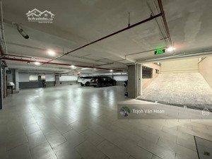 tòa nhà khu nguyễn gia trí - d2 - bình thạnh - 1300m2 - hầm 4 tầng - 300 tr/ tháng 