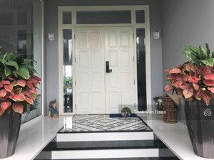 biệt thự thảo điền gần sông sài gòn - 214m2 - 55 tỷ 