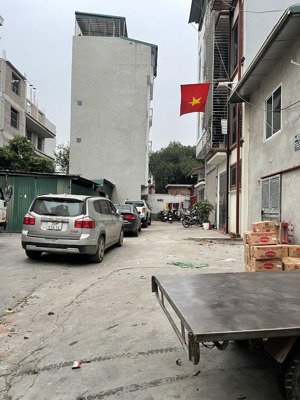 bán lô đất siêu víp 38,4m2 tại la phù, hoài đức - ô tô đỗ ngày đêm - sát đường 72 & lê trọng tấn