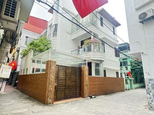 phân lô nhà sân vườn 135m2 x 4 tầng - gần viện e - khu dân cư quan - không có nhà thứ 2