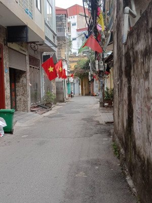 yên phúc - văn quán - nhà đẹp ở ngay - 30m -5 tầng -3 ngủ - 20m ra ô tô