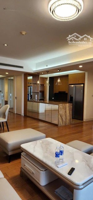 bán căn hộ 2 phòng ngủ tại toà iph - xuân thuỷ giá tốt 11tỉ 8 căn 92,7m -2n-2vs