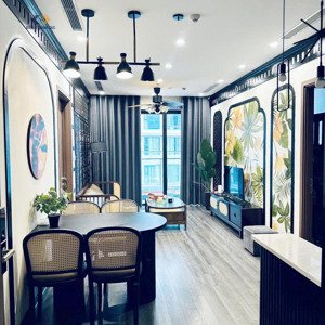 chị ly giảng viên đh bán căn hộ 31m tại tonkin smart city. giá 2,5 tỷ, sẵn sổ, full đồ 