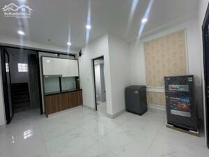 BÁN GẤP TRƯỚC TẾT - NGUYỄN KHANG - 5 PHÒNG (2 NGỦ) - THANG MÁY - 52M2x7T - 14,6 TỶ