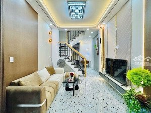 bán nhà hoàng diệu quận 4 - 2 tấm đúc - 31m2 - 3 tỷ nhỉnh - nhà mới xây full nội thất