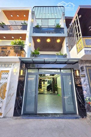 đẹp như hoa hậu 4x16m full nội thất chỉ 6,99 tỷ. ô tô trong nhà. rất sang trọng hiện đại