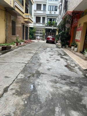 phân lô phố vọng quận hai bà trưng ô tô tránh ô tô vào nhà giá chào 28 tỷ có tl. sđcc