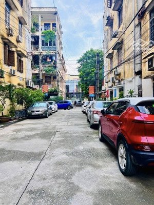 9 tỷ !!! nhà dân xây 4t vtc tam trinh, kđt đền lừ, ngõ thông 10m ra ôtô tránh, bãi gửi xe cạnh nhà