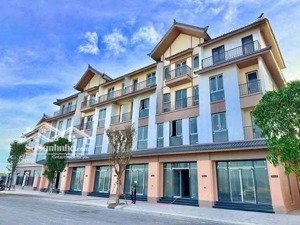 còn xót lại căn liền kề 4 tầng, giá hơn 10 tỷ tại vinhomes pearl bay nha trang