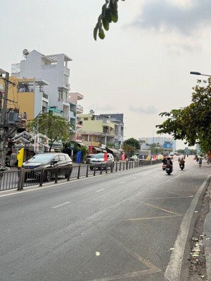 nhà 3 tầng, mặt tiền phạm văn chí, quận 6, chỉ 6 tỷ 5